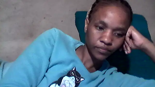 Snapshot of sexybigass31 chatting on June 11, 12:12 am sexybigass31 online show from June 11, 12:12 am