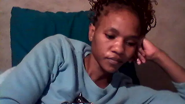 Snapshot of sexybigass31 chatting on May 2, 12:16 am sexybigass31 online show from May 2, 12:16 am