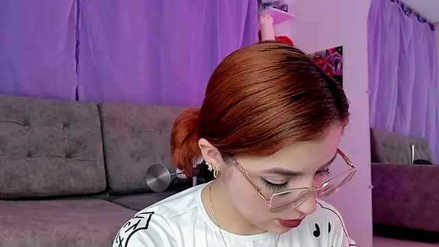MelaniJhonson online show from April 30, 2:29 am