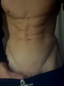 Snapshot of cazzone912025 chatting on October 23, 12:04 pm cazzone912025 online show from October 23, 12:04 pm