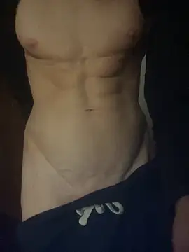 Snapshot of cazzone912025 chatting on October 24, 3:16 am cazzone912025 online show from October 24, 3:16 am