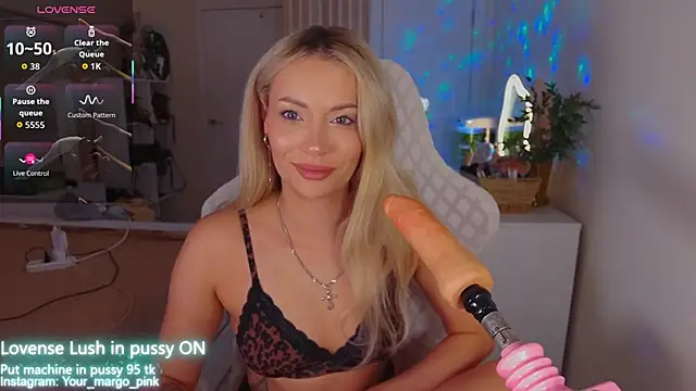 Snapshot of Margony chatting on June 6, 5:23 am Margony online show from June 6, 5:23 am
