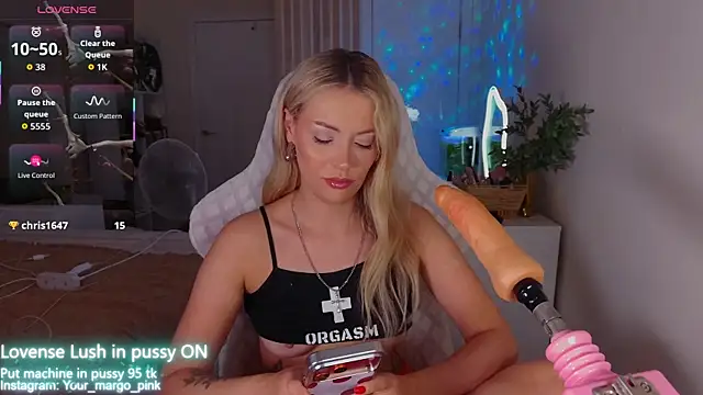 Snapshot of Margony chatting on June 11, 5:37 am Margony online show from June 11, 5:37 am