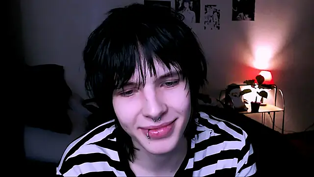 Snapshot of timi-moon chatting on November 20, 10:16 am timi-moon online show from November 20, 10:16 am