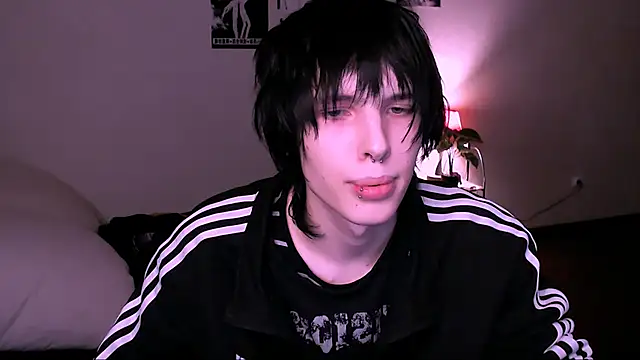 Snapshot of timi-moon chatting on November 15, 1:48 pm timi-moon online show from November 15, 1:48 pm