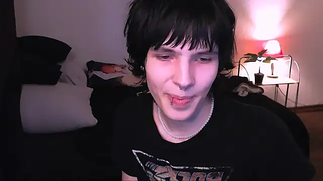 Snapshot of timi-moon chatting on November 30, 10:38 am timi-moon online show from November 30, 10:38 am