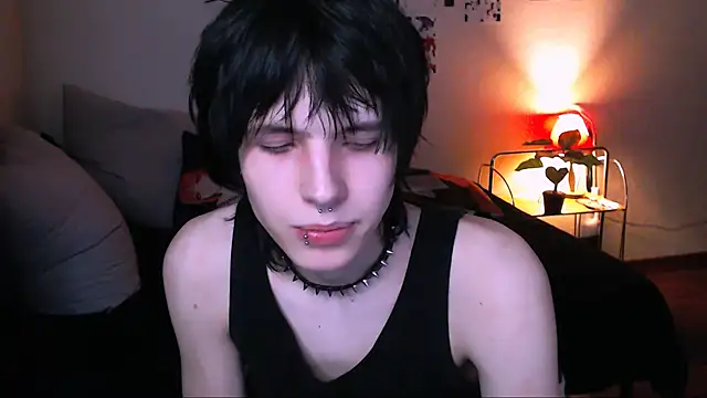 Snapshot of timi-moon chatting on November 26, 3:01 pm timi-moon online show from November 26, 3:01 pm