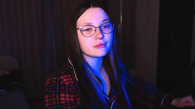 milliedoll online show from May 8, 4:55 pm