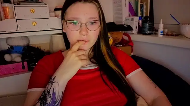 milliedoll online show from January 11, 1:45 am