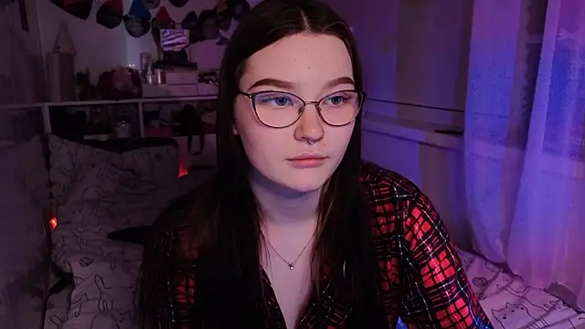 milliedoll online show from February 11, 1:55 pm