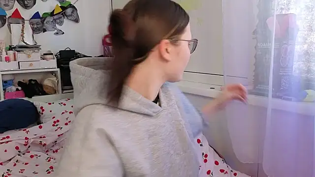 milliedoll online show from February 26, 5:07 am