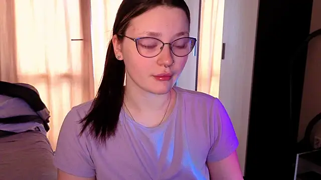 milliedoll online show from April 8, 4:58 am