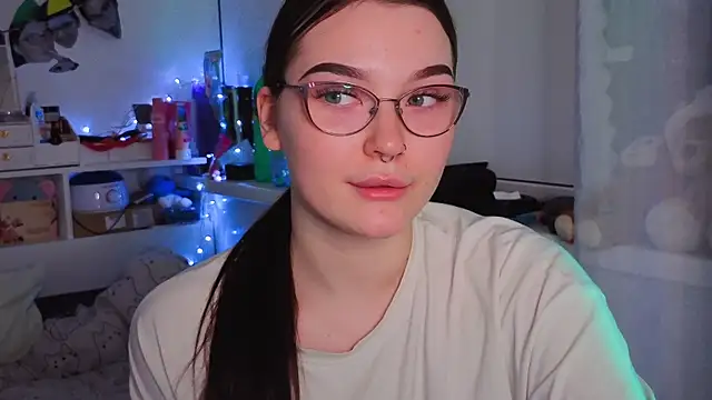 milliedoll online show from November 3, 9:46 am