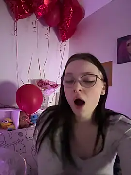 milliedoll online show from March 22, 7:20 pm