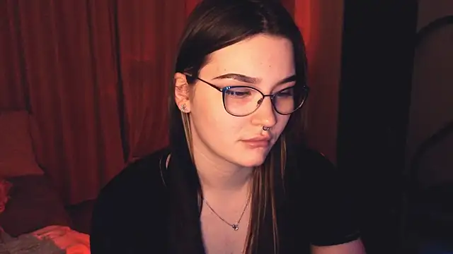 milliedoll online show from April 12, 8:23 pm