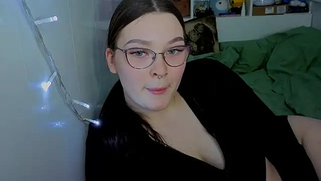 milliedoll online show from October 18, 11:23 am