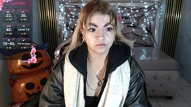 lili conor s online show from October 21, 4:01 am