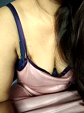 IND9876 online show from November 25, 5:41 am