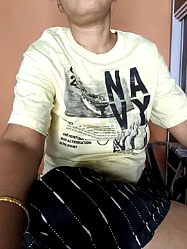 IND9876 online show from November 4, 2:15 am