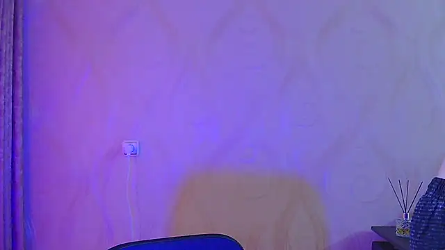 frama666 online show from November 2, 11:15 am