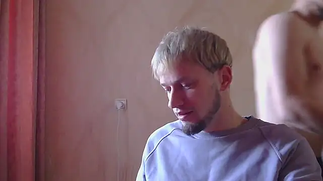 Snapshot of frama666 chatting on March 15, 1:40 pm frama666 online show from March 15, 1:40 pm