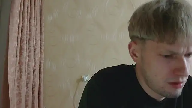 Snapshot of frama666 chatting on February 11, 7:36 pm frama666 online show from February 11, 7:36 pm