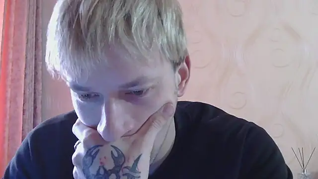 frama666 online show from April 8, 11:12 am