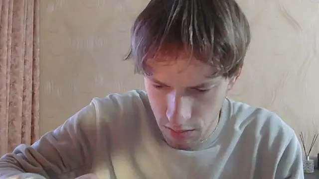 Snapshot of frama666 chatting on February 6, 2:57 pm frama666 online show from February 6, 2:57 pm