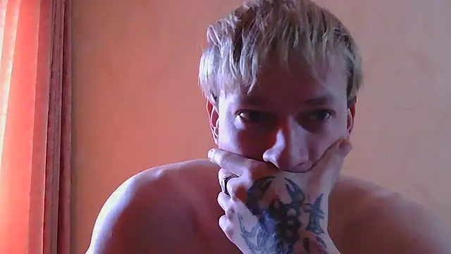 frama666 online show from April 10, 10:11 am