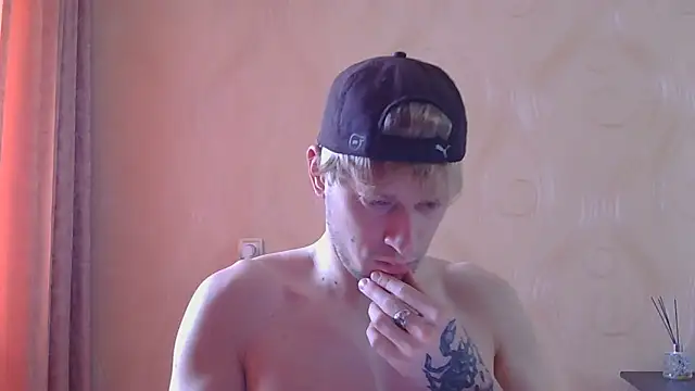 frama666 online show from May 25, 11:31 am