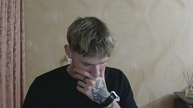 frama666 online show from November 3, 9:07 pm