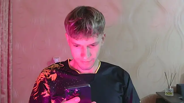 frama666 online show from October 28, 8:41 pm