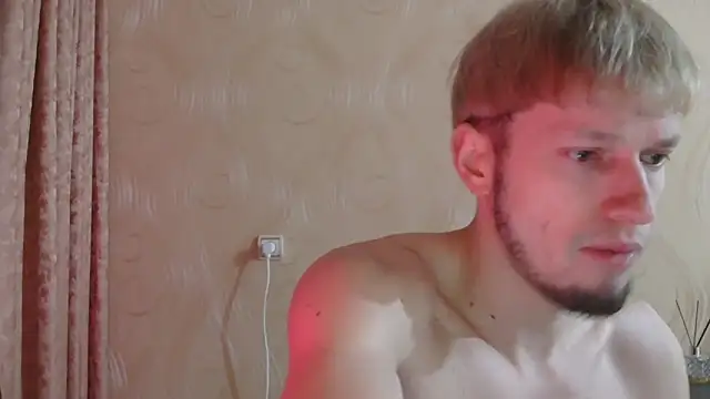 Snapshot of frama666 chatting on March 10, 8:13 pm frama666 online show from March 10, 8:13 pm