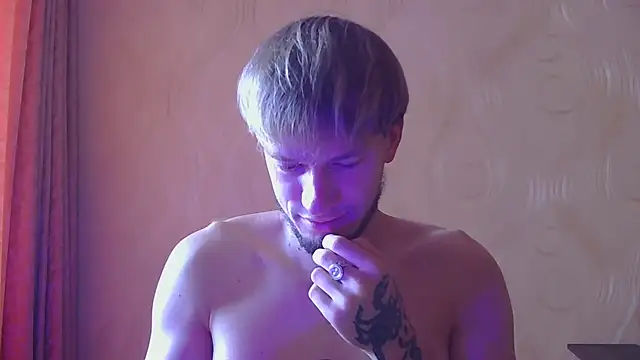 frama666 online show from October 21, 6:46 am