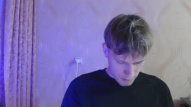 frama666 online show from December 1, 9:59 pm