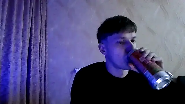 Snapshot of frama666 chatting on February 7, 5:10 pm frama666 online show from February 7, 5:10 pm