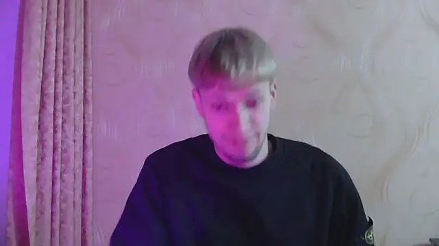 Snapshot of frama666 chatting on February 16, 8:07 pm frama666 online show from February 16, 8:07 pm