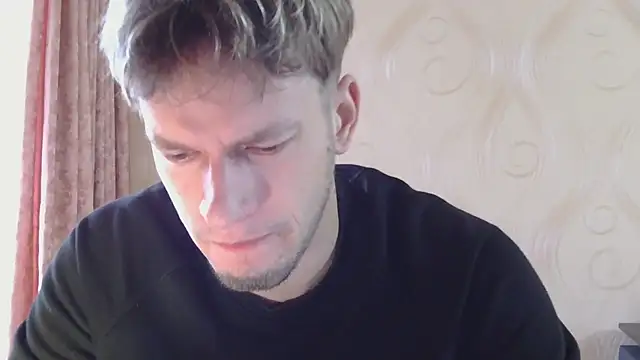 frama666 online show from November 5, 1:03 pm