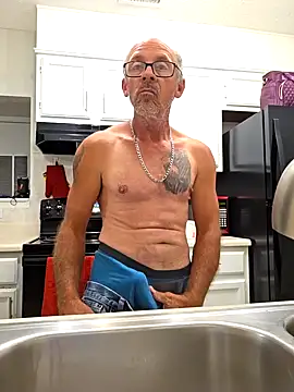 chris8827 online show from October 12, 9:27 pm