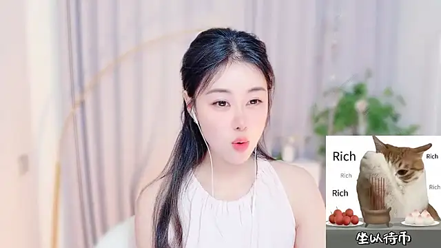 CC-777888 online show from June 17, 10:36 am