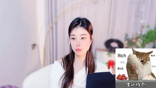 CC-777888 online show from May 1, 7:52 pm