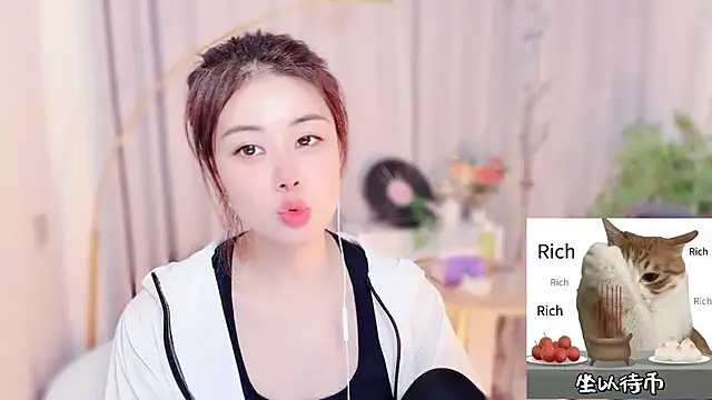 CC-777888 online show from July 26, 1:51 pm