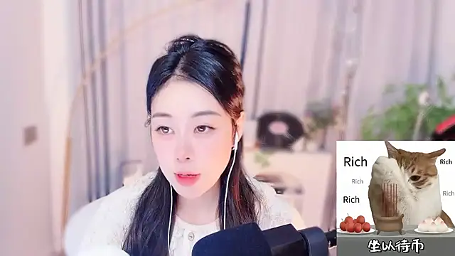 CC-777888 online show from May 9, 1:47 pm