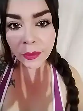 Snapshot of superdaddy009 chatting on November 2, 12:15 am superdaddy009 online show from November 2, 12:15 am