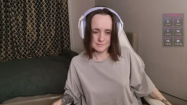 Luna Loveee online show from October 4, 3:08 am