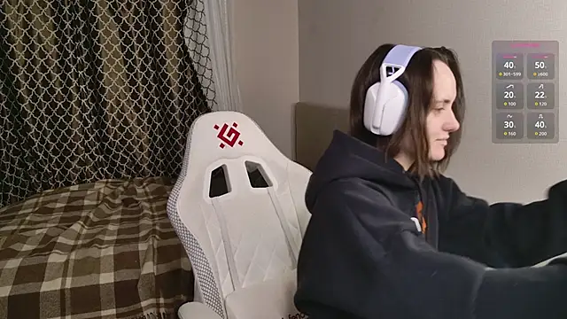 Luna Loveee online show from September 20, 3:44 am