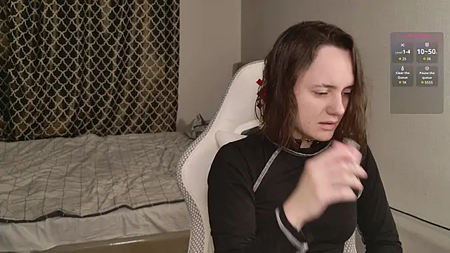 Luna Loveee online show from October 28, 3:40 am