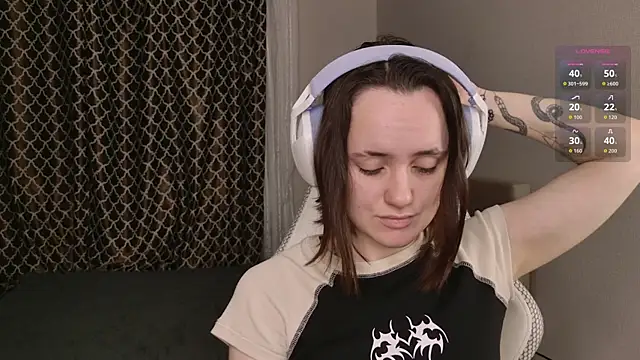 Luna Loveee online show from October 11, 3:07 am