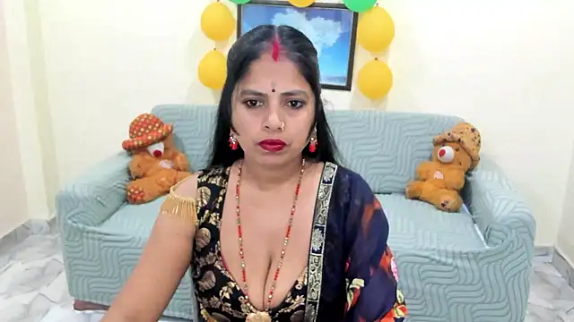 leahgotiii online show from November 14, 3:32 am