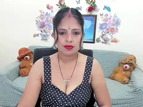 leahgotiii online show from May 10, 3:10 am